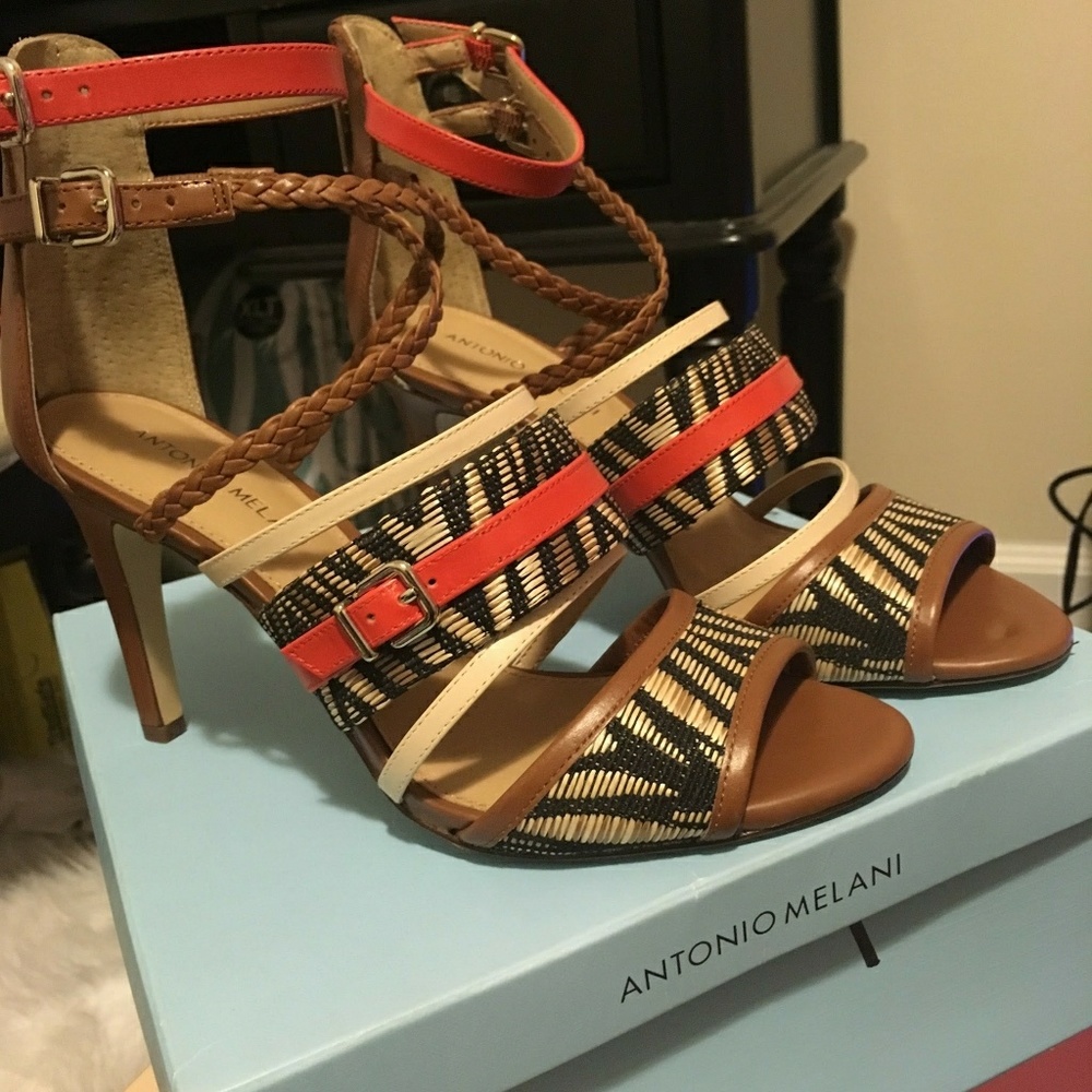 Sandal